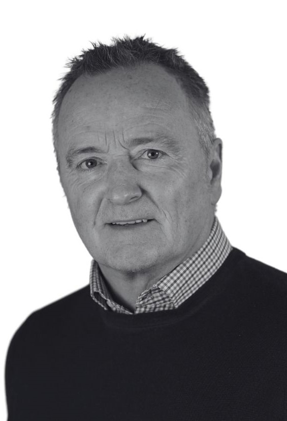 Black and white image of Alan Bruce