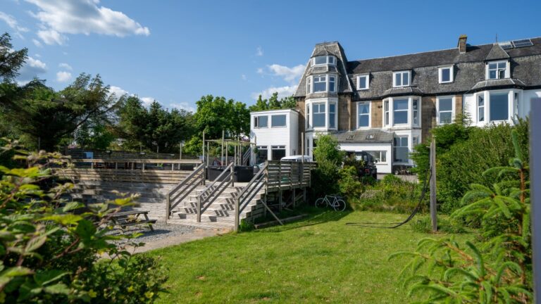 Exclusive use, 14-bedroom guest house, Dunoon – FOR SALE