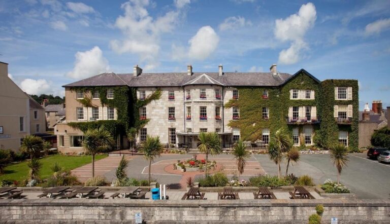 Marketing and Disposal of the Bulkeley Hotel